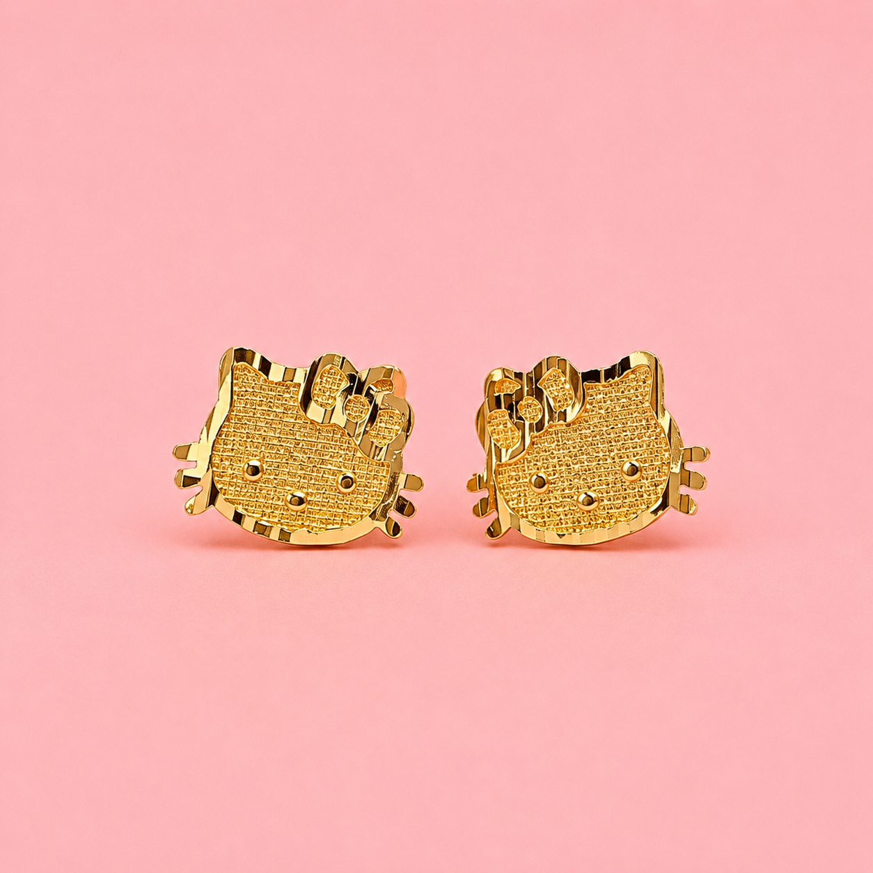hello kitty face earrings